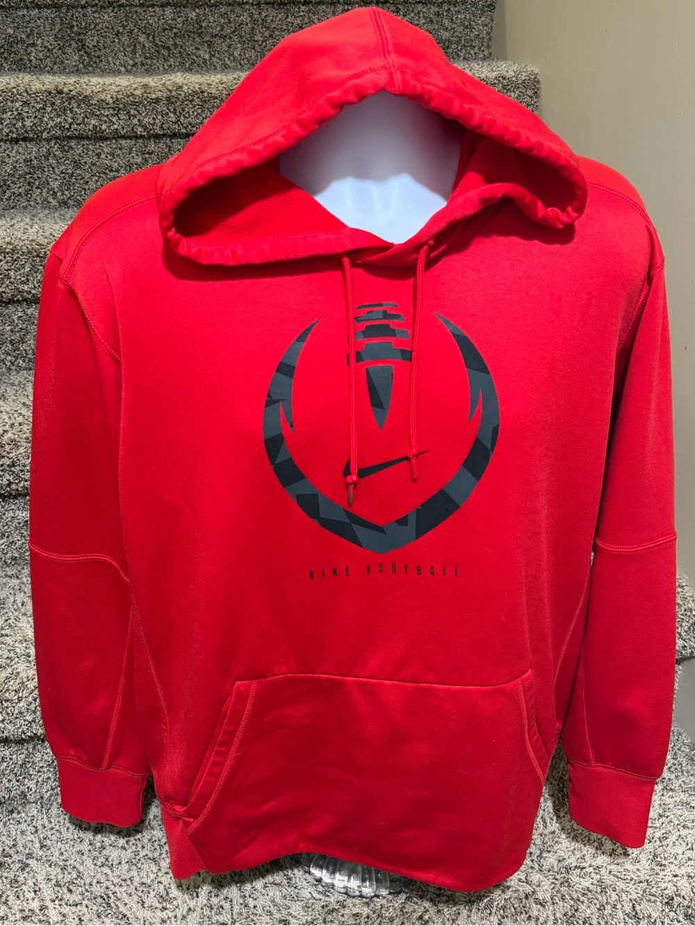 *NIKE Football* dri-fit men’s red athletic pullover hoodie sweatshirt - L